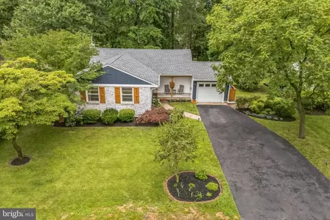 308 Covered Bridge Rd, Cherry Hill, NJ 08034