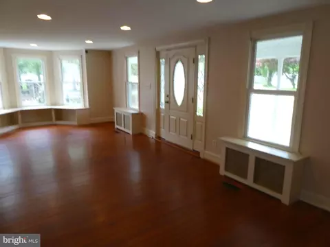 126 E Central Ave, Hammonton, NJ 08037 photo 7