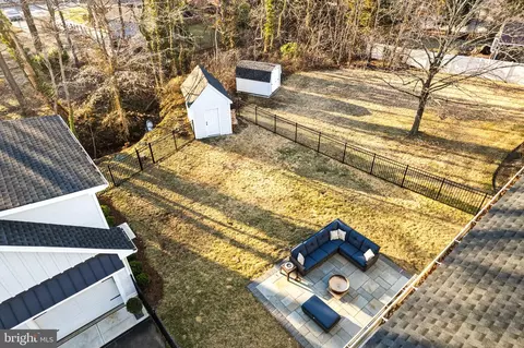 Exterior - 810 Cedar Ave, Haddonfield, NJ 08033 photo 4 of 8