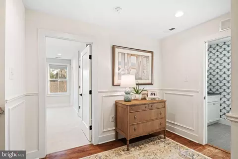 Entry Way - 810 Cedar Ave, Haddonfield, NJ 08033 photo 5 of 5