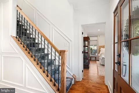 Entry Way - 810 Cedar Ave, Haddonfield, NJ 08033 photo 1 of 5