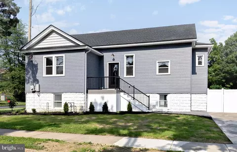 301 Nicholson Rd, Gloucester City, NJ 08030
