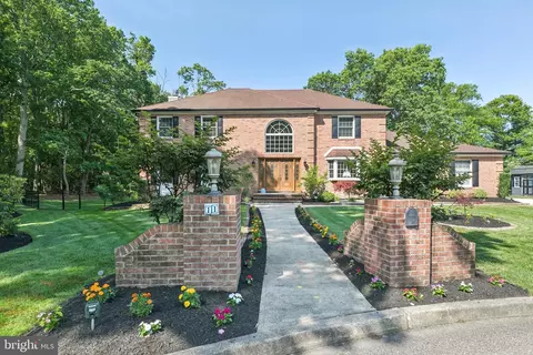 11 Ridgeview Ct, Voorhees, NJ 08043