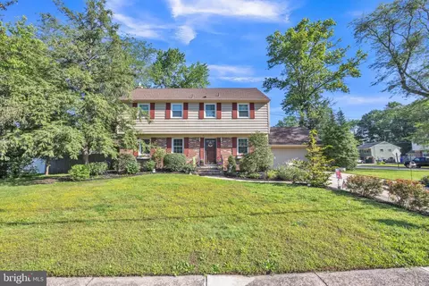 200 Dorado Dr, Cherry Hill, NJ 08034