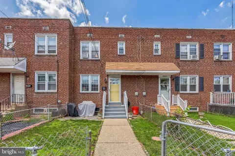 2864 Cushing Rd, Camden, NJ 08104