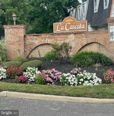 406 La Cascata Tnhs, Clementon, NJ 08021