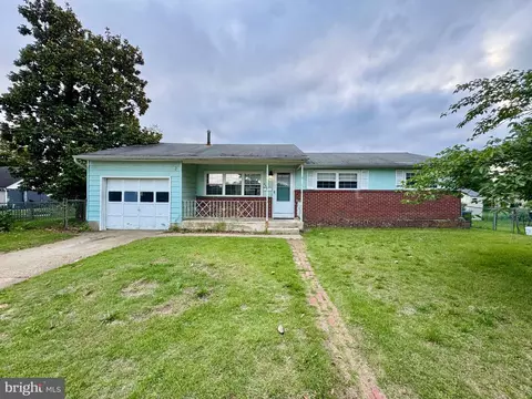 205 2nd St, West Berlin, NJ 08091