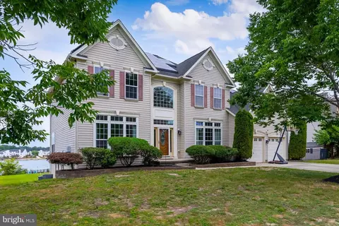 45 Mullen Dr, Sicklerville, NJ 08081