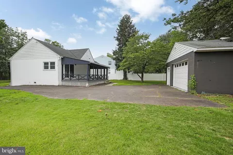 2021 Maple Ave, Haddon Heights, NJ 08035 photo 4