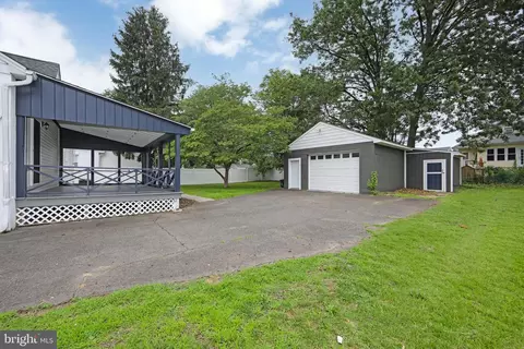 2021 Maple Ave, Haddon Heights, NJ 08035 photo 3