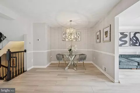 Entry Way - 31 Golf View Ct, Pine Hill, NJ 08021 photo 5 of 6