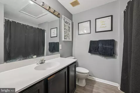 Bath - 31 Golf View Ct, Pine Hill, NJ 08021 photo 1 of 1