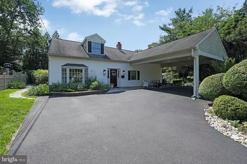 102 E High St, Haddon Heights, NJ 08035
