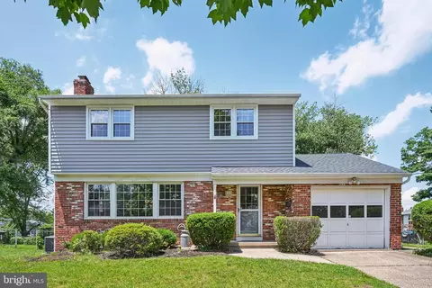 143 Ashbrook Rd, Cherry Hill, NJ 08034