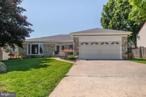 1981 Greentree Rd, Cherry Hill, NJ 08003