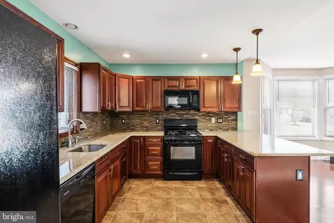 Kitchen - 501 W Evesham Rd, Runnemede, NJ 08078 photo 4 of 4