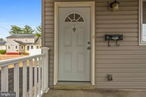 Exterior - 501 W Evesham Rd, Runnemede, NJ 08078 photo 1 of 7