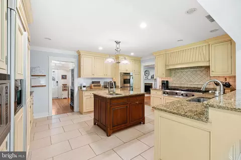 14 Birchall Dr, Haddonfield, NJ 08033 photo 12