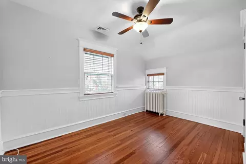 Bedroom - 159 Wayne Ave, Haddonfield, NJ 08033 photo 2 of 2