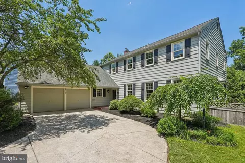 10 Rooftree Rd, Cherry Hill, NJ 08003