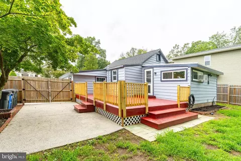 Exterior - 21 W 5th Ave, Pine Hill, NJ 08021 photo 11 of 16