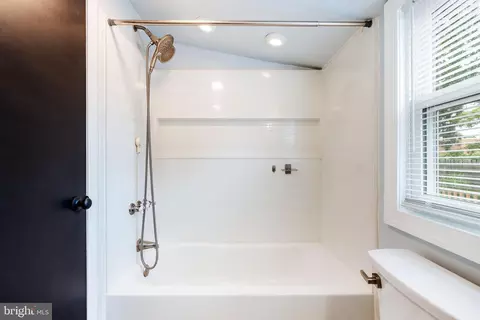 Bath - 21 W 5th Ave, Pine Hill, NJ 08021 photo 2 of 3