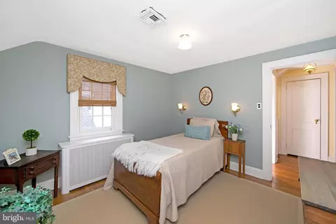 Bedroom - 311 Rhoads Ave, Haddonfield, NJ 08033 photo 5 of 9