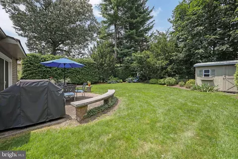 Exterior - 311 Rhoads Ave, Haddonfield, NJ 08033 photo 7 of 8