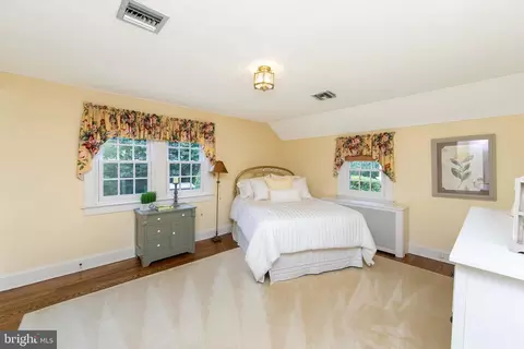 Bedroom - 311 Rhoads Ave, Haddonfield, NJ 08033 photo 7 of 9