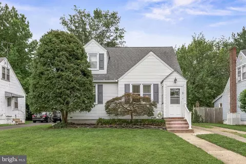 3 Rhode Island Ave, Cherry Hill, NJ 08002