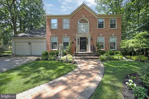 37 Regan Ln, Voorhees, NJ 08043