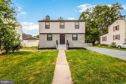 952 W Browning Rd, Bellmawr, NJ 08031