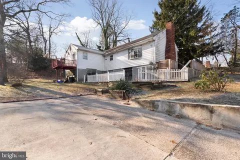 19 Davis Ave, Clementon, NJ 08021