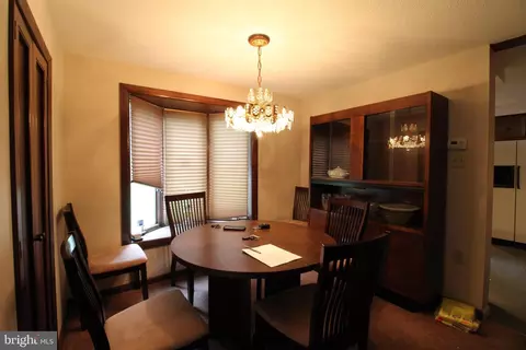 Dining - 412 Wallace Ave, Lindenwold, NJ 08021 photo 2 of 2