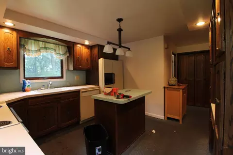 Kitchen - 412 Wallace Ave, Lindenwold, NJ 08021 photo 1 of 2