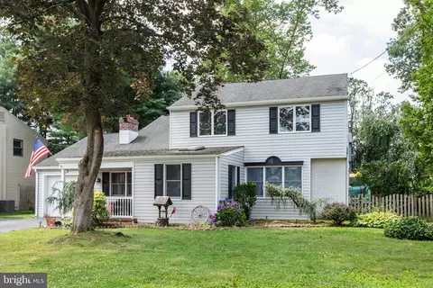211 Harvest Rd, Cherry Hill, NJ 08002
