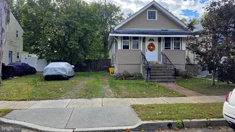 437 Velde Ave, Pennsauken, NJ 08110