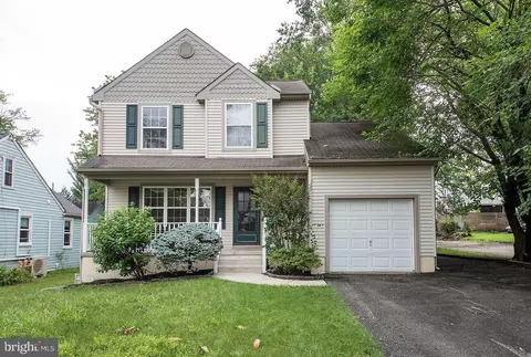 122 E Coulter Ave, Collingswood, NJ 08108