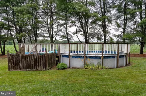 Exterior - 12 Seth Dr, Hammonton, NJ 08037 photo 5 of 6