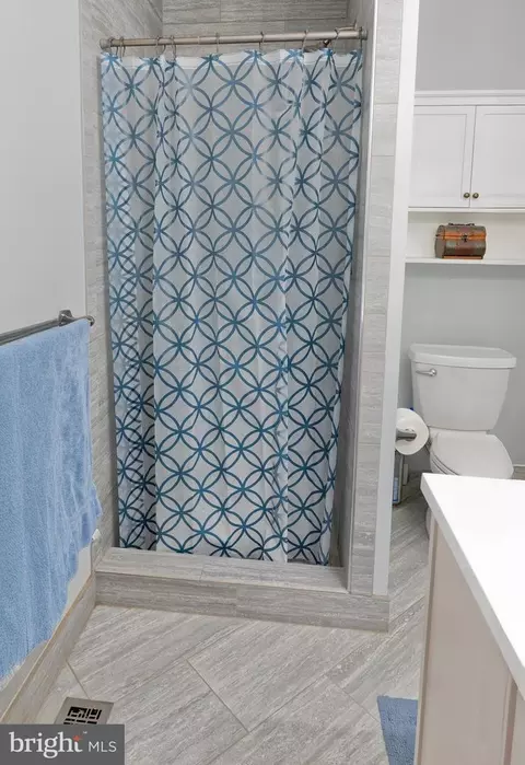 Bath - 12 Seth Dr, Hammonton, NJ 08037 photo 3 of 3