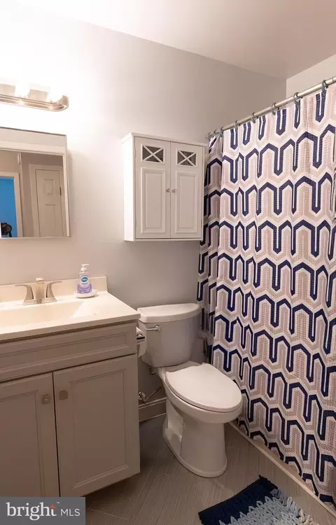 Bath - 12 Seth Dr, Hammonton, NJ 08037 photo 1 of 3