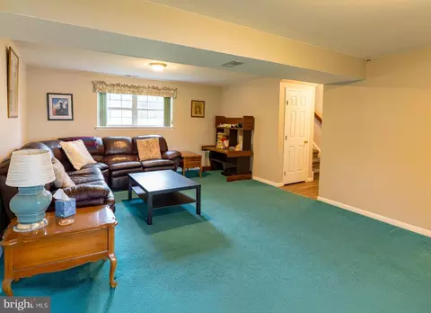 Living - 12 Seth Dr, Hammonton, NJ 08037 photo 3 of 4