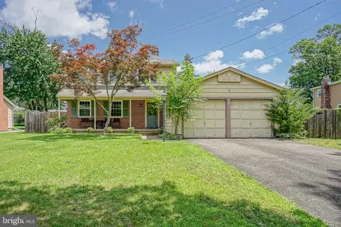 4 Anvil Ct, Cherry Hill, NJ 08003