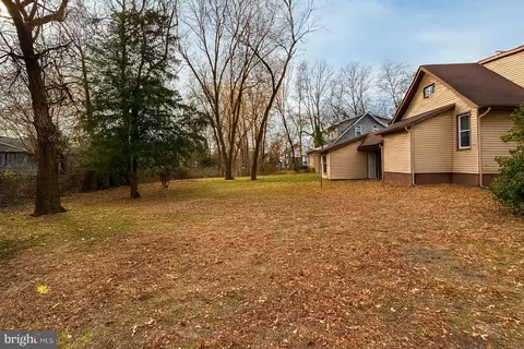 Other - 725 E Linden Ave, Lindenwold, NJ 08021 photo 4 of 5