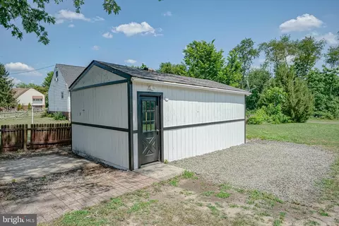 Exterior - 448 Spring Rd, Hammonton, NJ 08037 photo 4 of 6