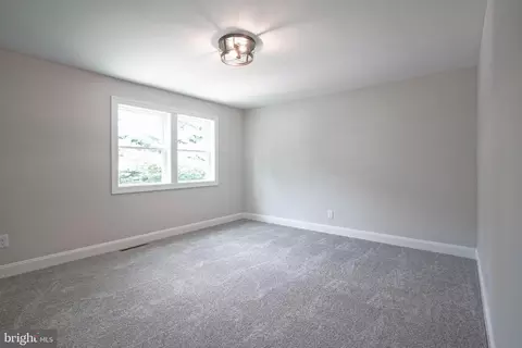 Bedroom - 448 Spring Rd, Hammonton, NJ 08037 photo 3 of 5