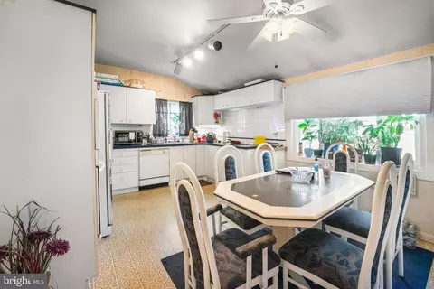 59 E Oak Ave, Lawnside, NJ 08045 photo 18