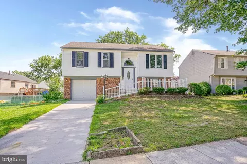 2410 Shelley Ln, Pennsauken, NJ 08109
