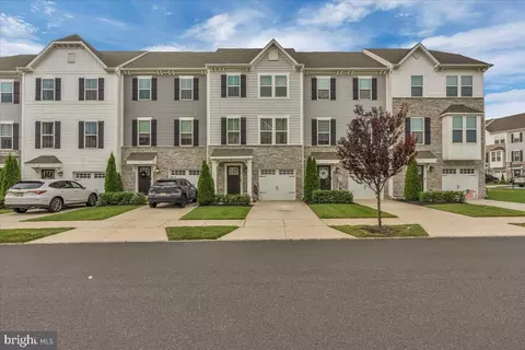 5 Kohlmyer Dr, Pennsauken, NJ 08110