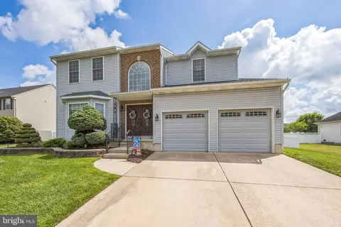 105 Ryans Run, Sicklerville, NJ 08081
